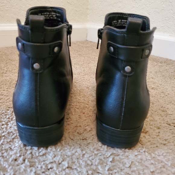 Booties - Picture 3 of 5